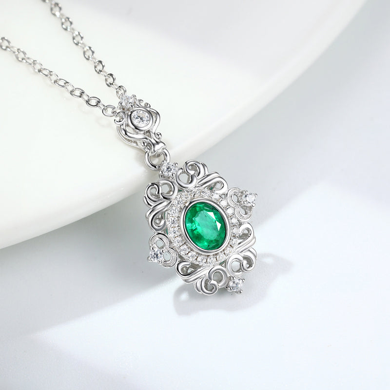 Natural Emerald Necklace Female Vintage Lace Design S925 Silver Inlaid Gem Pendant